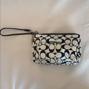 Unique Coach Signature Satin Wristlet